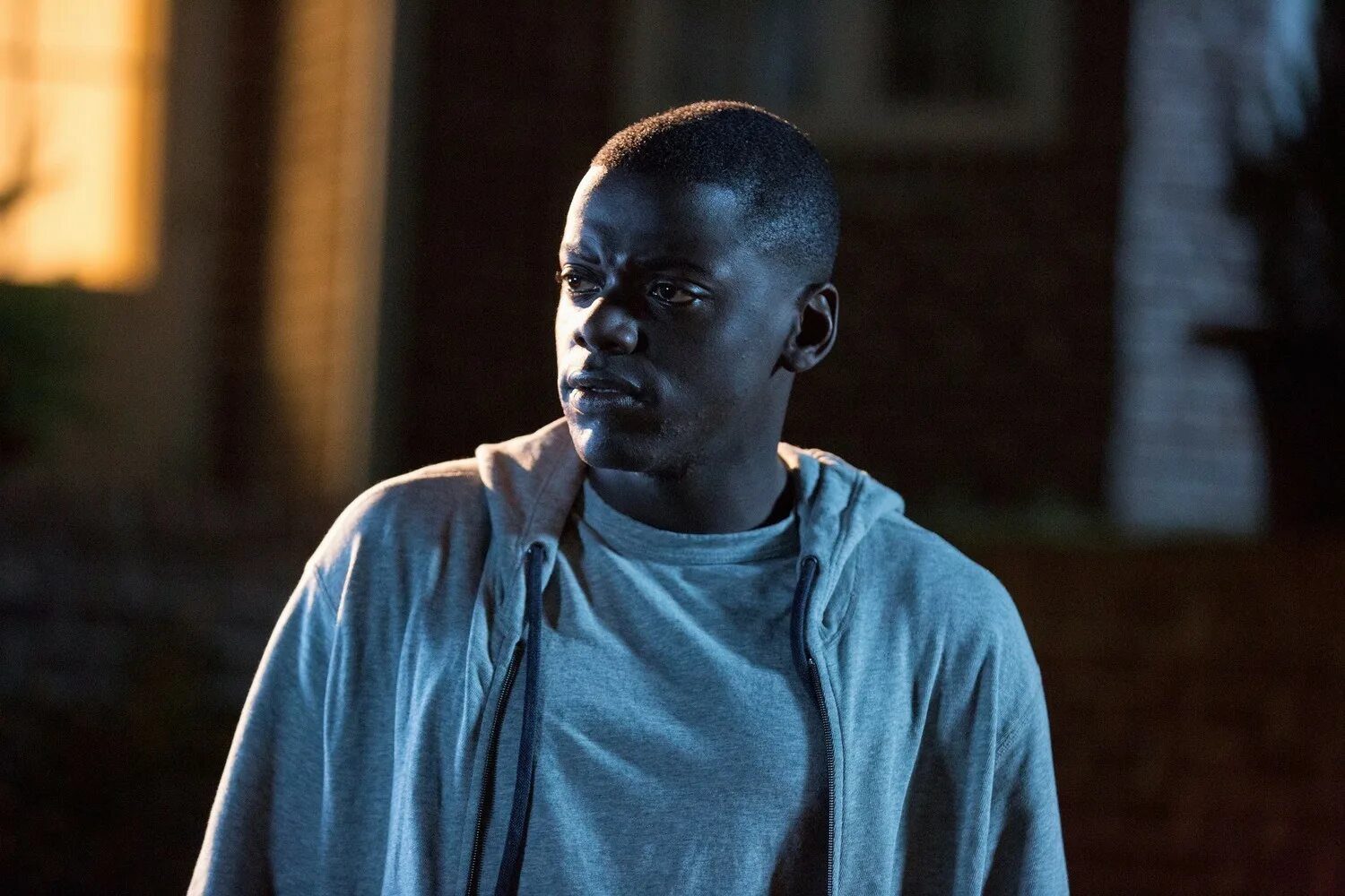 Дэниэл калуя фильм прочь. 7. Прочь субтитры. Прочь (get out), 2017. Дэниел калуя прочь.