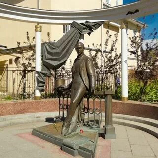 Сколько памятников в ярославле