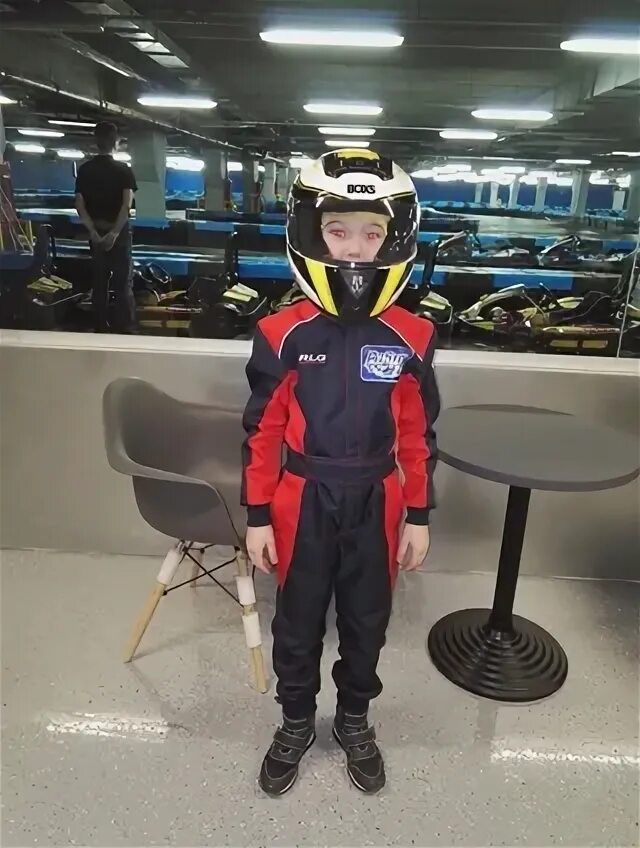 Дмитрий червяков камчатка. Игрушка червячок пластмассовый. Самарин илья ильиногорск. Ярославцев антон ильиногорск. Упаковка желейных червячков для кукол.