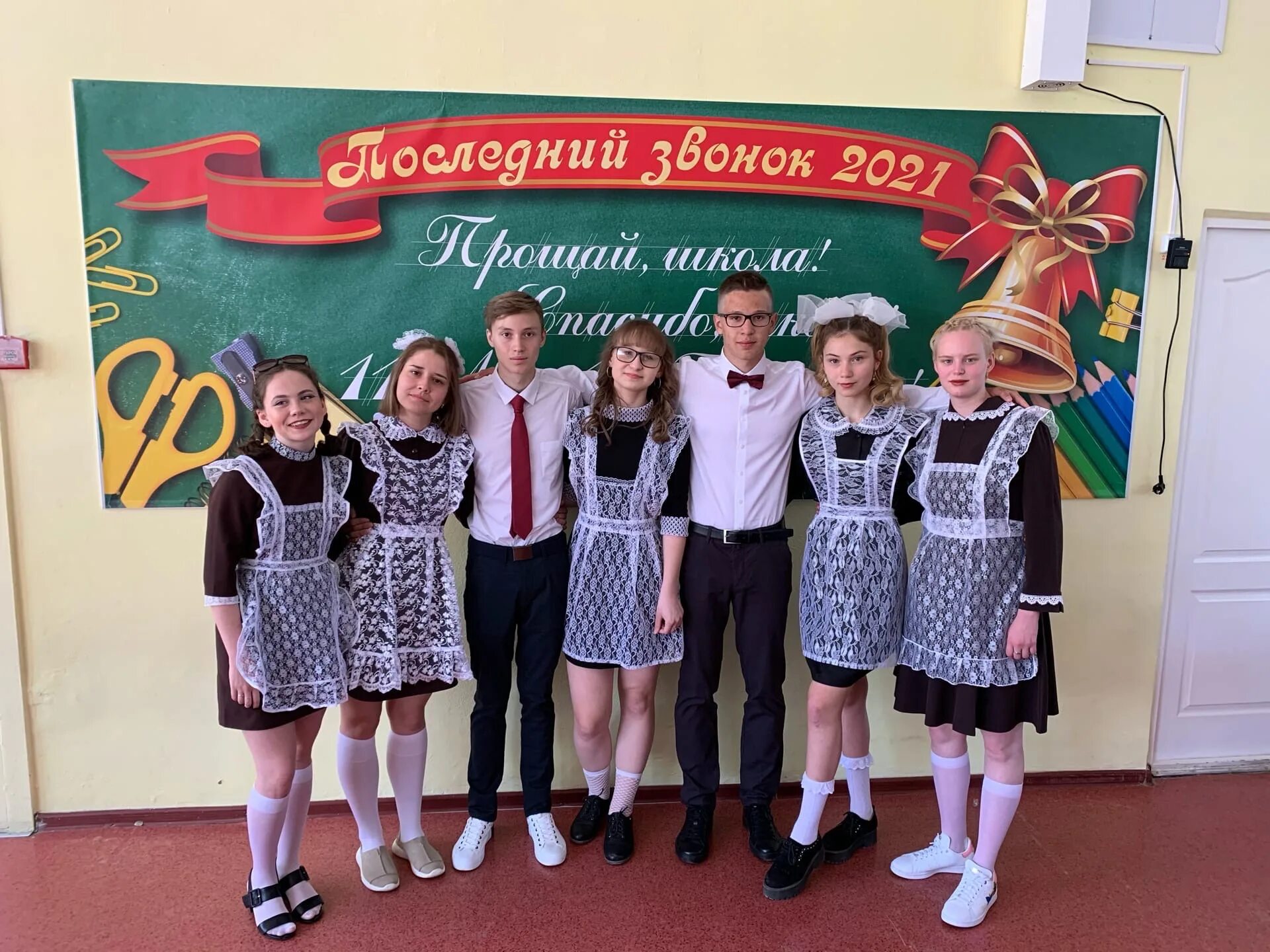 3 класс. русский язык 1 класс зеленина хохлова. чтение обложка 3 класс. проверялочка 4 класс с ответами. математика 3 класс проверочные работы обложка.