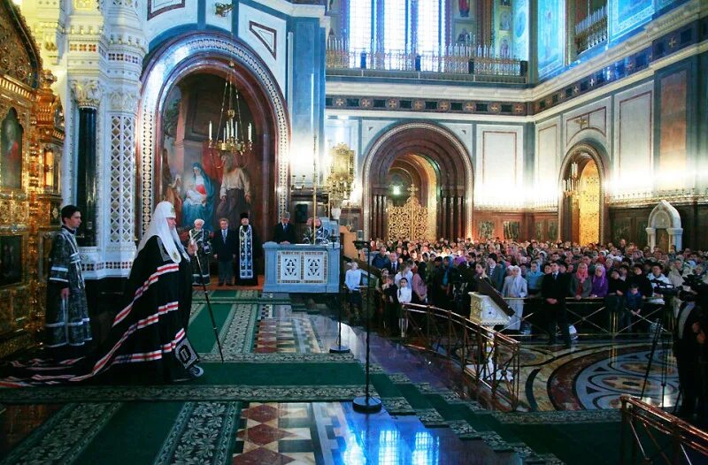 Прощёное воскресенье Патриаршее богослужение. Прощенное воскресенье храм Христа Спасителя. Прощеное воскресенье служба в храме. Чин прощения богослужение.