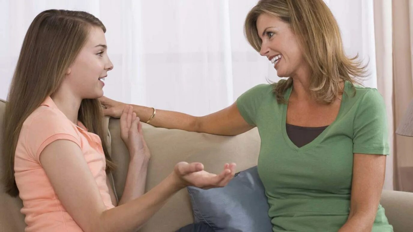 Don t like each other. Забота дочери. mom + дочь. постановка mom. daughter mother группа.