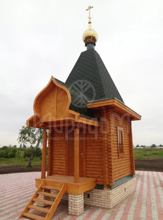 Храм часовня из бревна проект. Часовня из дерева. Деревянная часовня одигитрии крыловская. Ивница часовня. Храм часовня из бревна проект.