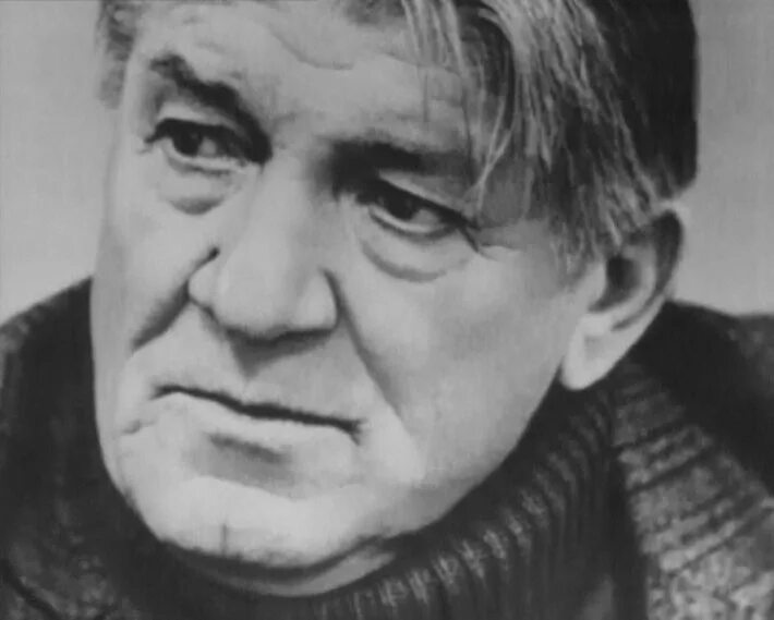 Дмитрий Крючков биография, фото, спектакли. Актер