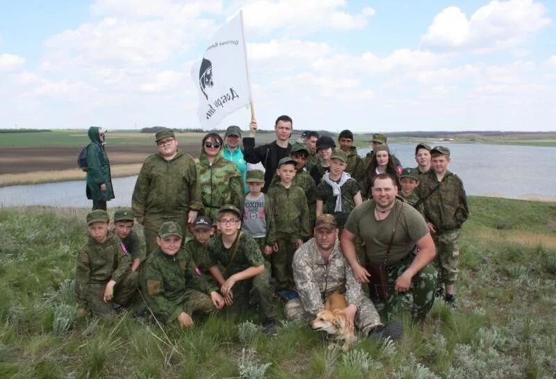 Головатовка Азовский район. Головатовская школа Азовский район. Головатовка село Ростовская область. ФК Приазовье Азовский район 2008. Ростовская область азовский район село самарское погода