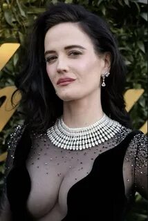 Әйелімен және оның досымен орысша порно