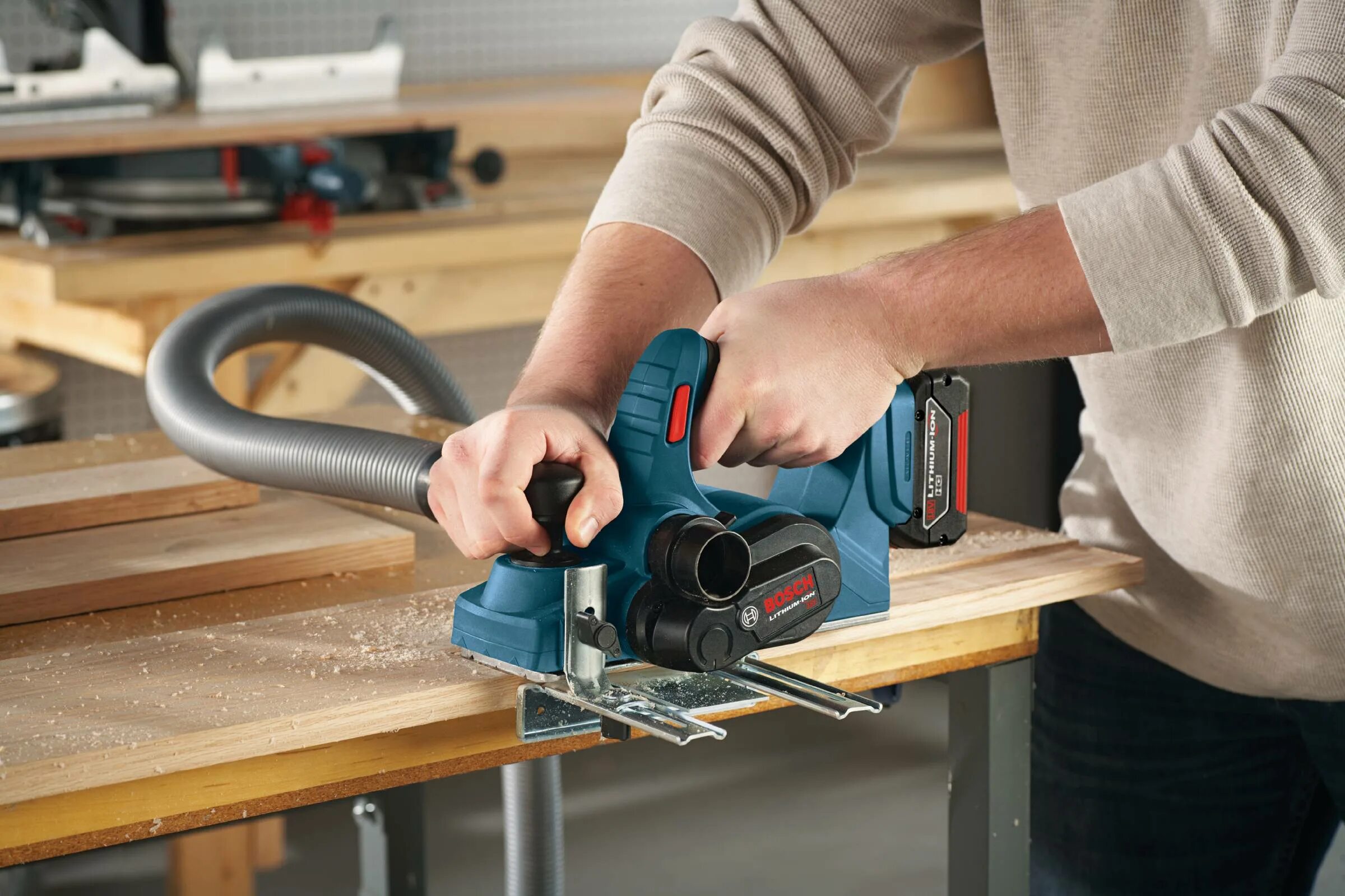 Четверть рубанком. Рубанок bosch gho 18 v-li. выборка фальца электрорубанком. электрорубанок metabo ho 18 ltx 20-82 0. dep 820n рубанок.