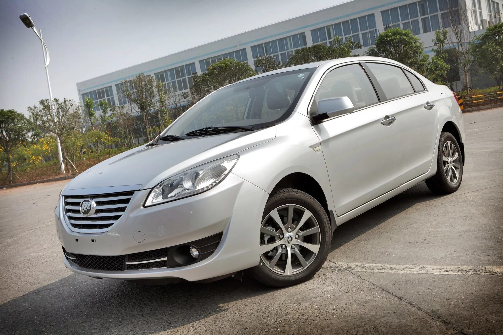 Lifan Cebrium. Лифан Цебриум 720. Lifan Cebrium (720) 2015. Лифан кебрион 720. Лифан гибрид