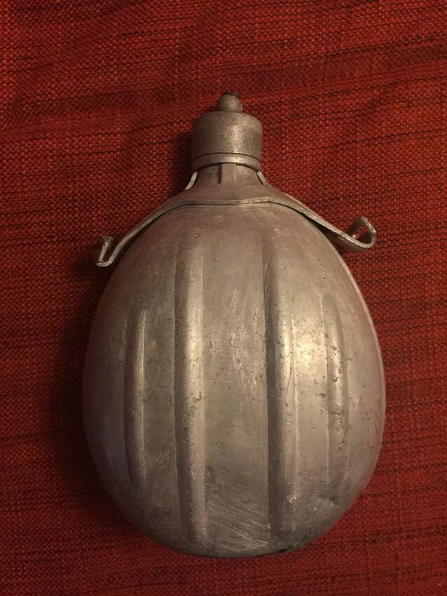 Итальянская фляга м1930. Фляга 7 букв. Фляга 7 букв. Финская фляга м80. Фляга 7 букв.