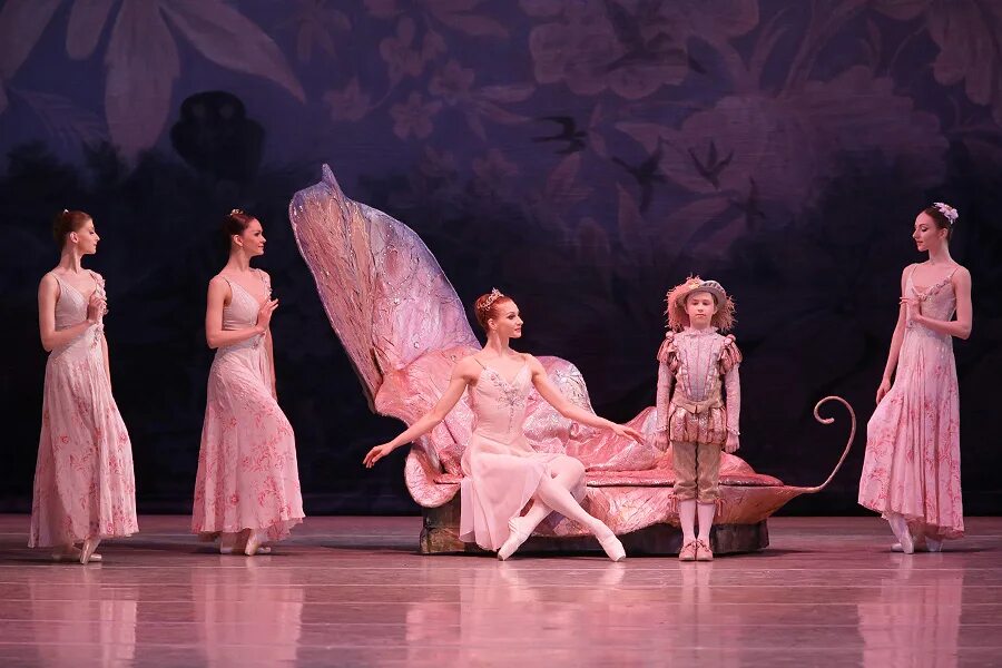 Балет золушка рязань. Балет летняя ночь. Балет летняя ночь. Балет джорджа баланчина. Сон в летнюю ночь мариинский театр опера.