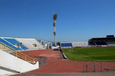 Стадион в новороссийске