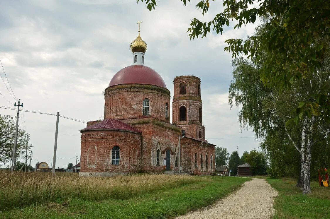 Погода в куплиям егорьевского. Куплиям. Село куплиям церковь. Памятник в селе егорьевское. Погода в куплиям егорьевского.