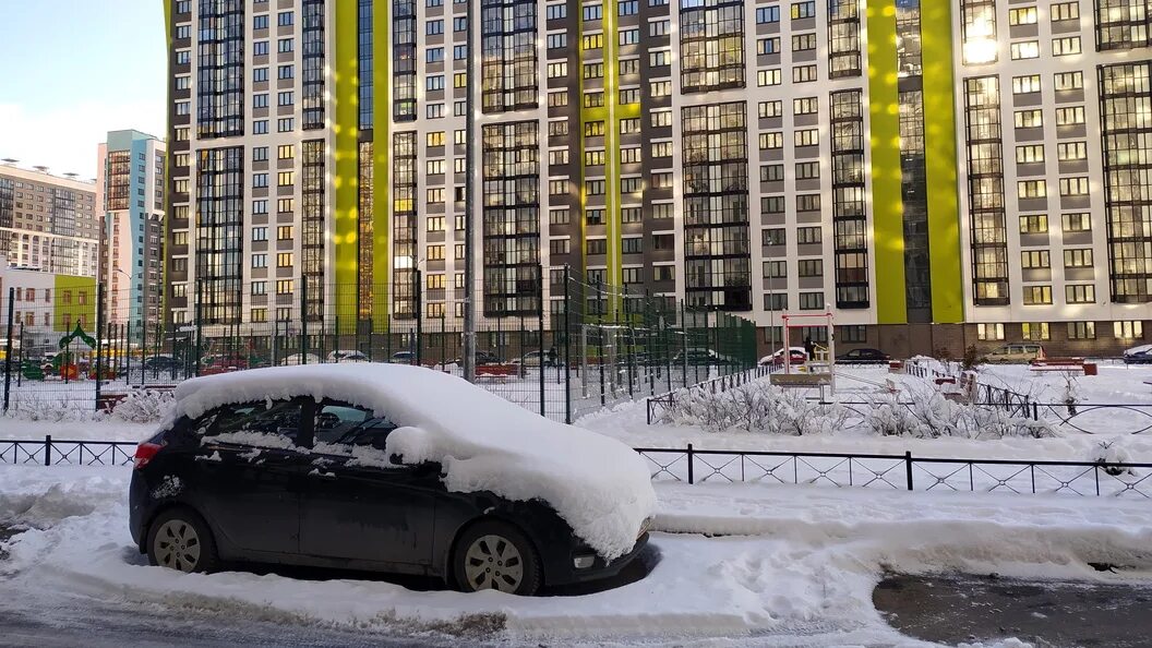 Никак зимой. Снегопад. Снег в Питере. Снег в апреле. После снегопада.