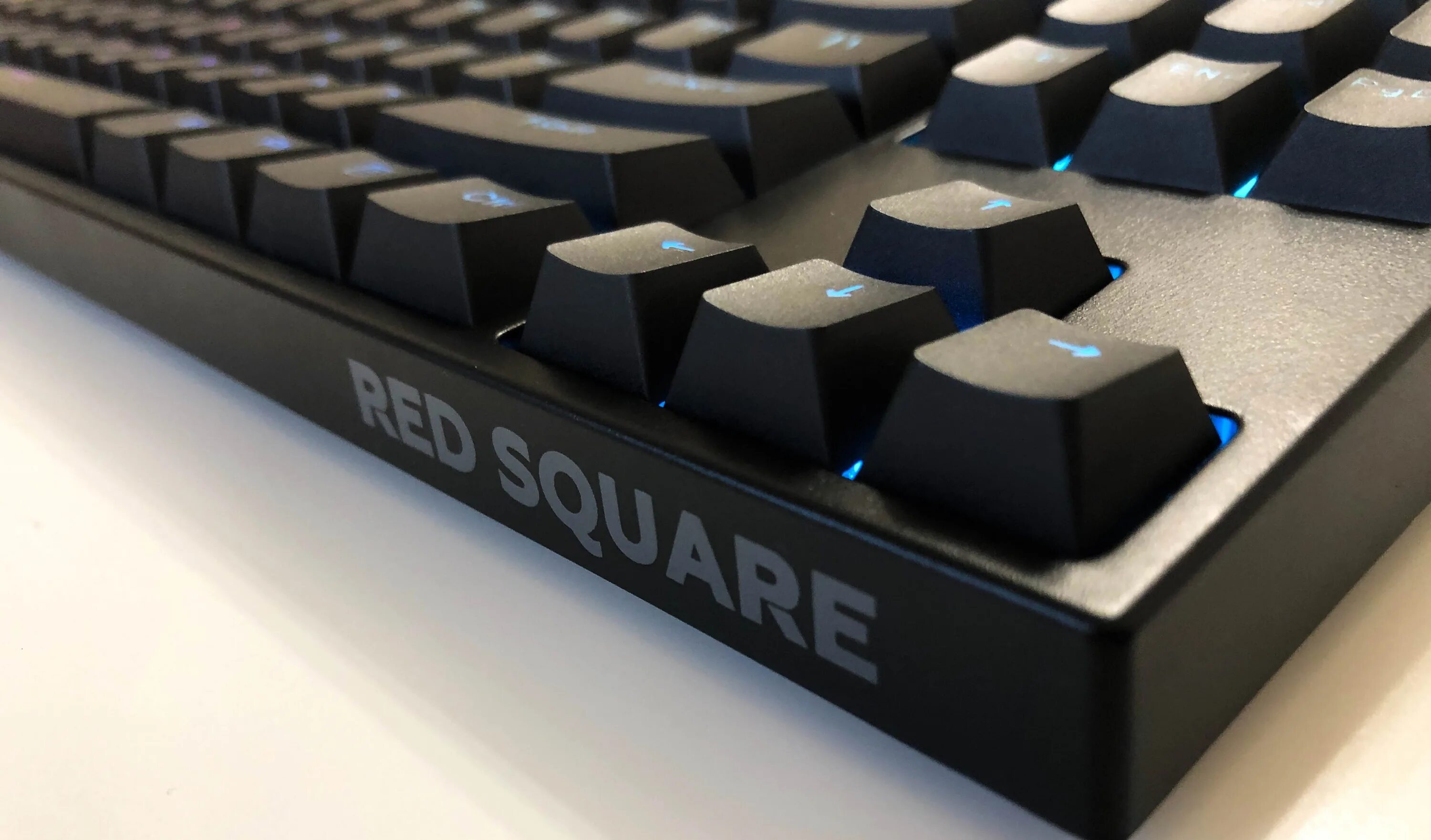 Red square keyrox tkl pro ii. Клавиатура red square tkl classic. red square keyrox tkl classic. клавиатура red square keyrox tkl 2025. red square keyrox tkl classic 2025.