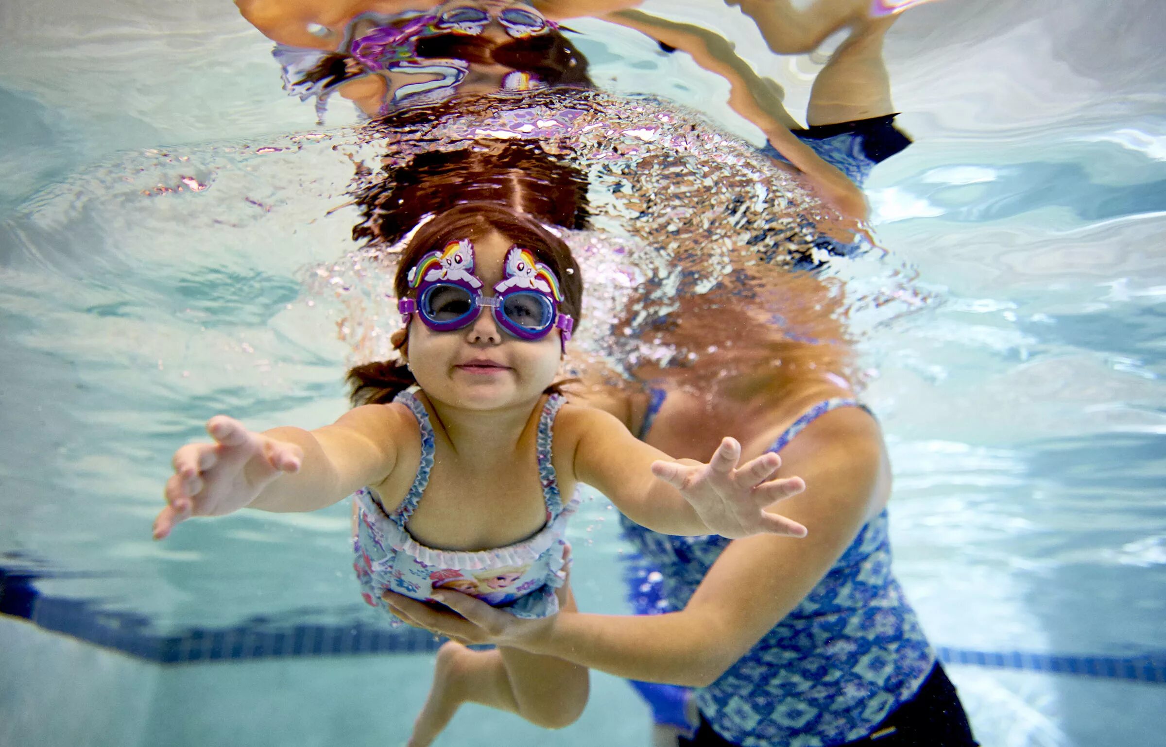 Плавания детей видео. Плавание дети. Learning to Swim. Learn to swimming. Learning to Swim in Digital World.