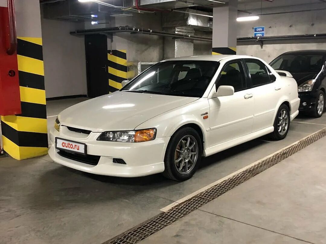 Honda accord 6 белый. Honda accord 6 серебристый низ и черный верх. Хонда аккорд 2001г. 8 белая. Хонда аккорд 2022г.