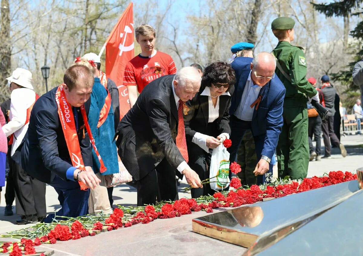 Победа память народа. Ветераны у вечного огня. День памяти. Победа в Великой Отечественной войне. 9 Мая в памяти народной.