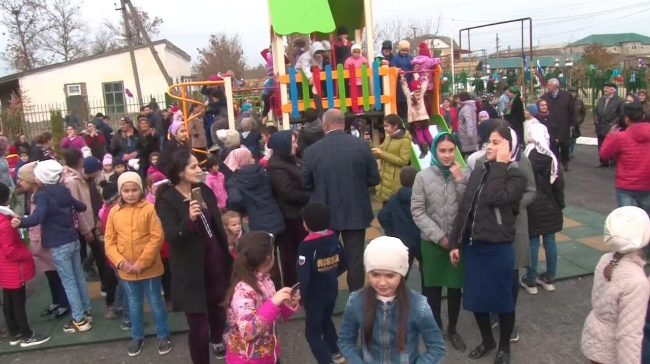 Куруш хасавюртовский район. Хасавюртовский район село симсир. Село куруш хасавюртовский район население. Село новый куруш хасавюртовский район. Куруш мечеть хасавюртовский район село.