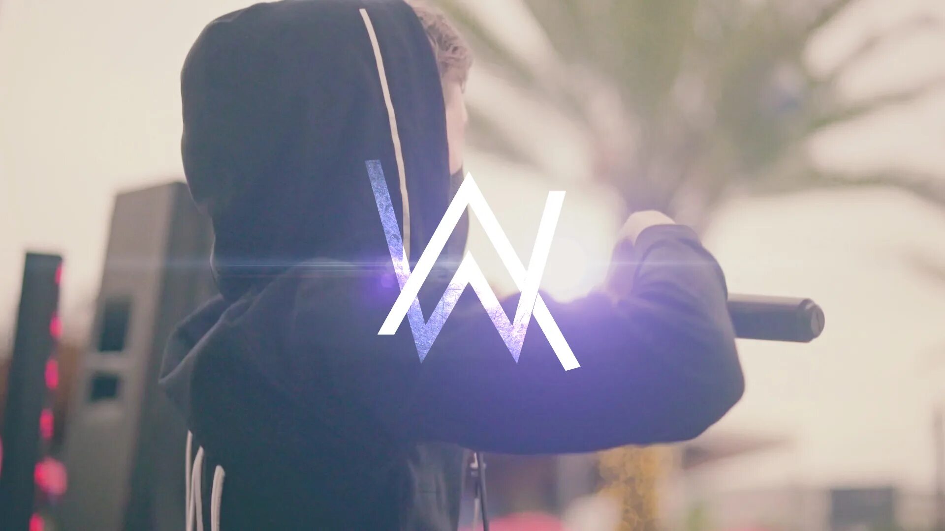Alan walker who i. Alan walker rasmlari.