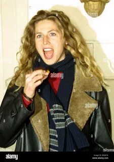 October 02, 2003: Singer SOPHIE B. HAWKINS at the Macy's & America...