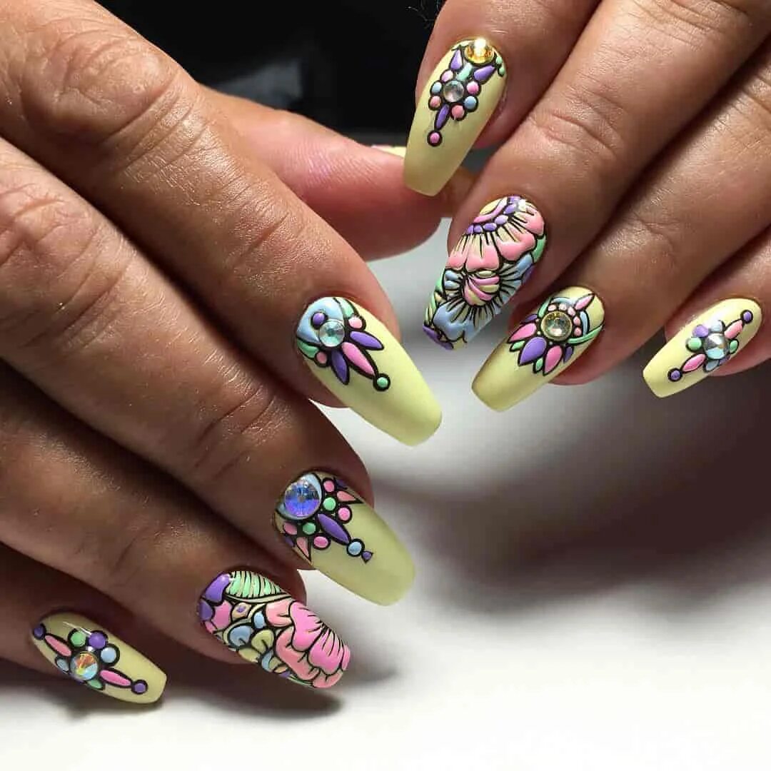 Необычный маникюр. Свит блум дизайн ногтей. Необычный маникюр. Ногти маникюр дизайн необычный. Необычный стильный маникюр.