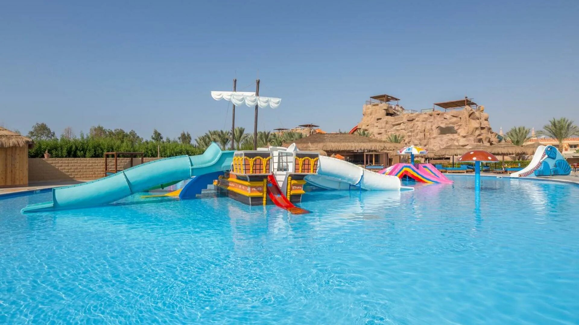 Египет Аква Блю Резорт. Альбатрос Аква Блю Шарм. Aqua Blu Resort Sharm el Sheikh 4. Египет Бора Бора отель Аква Блю.