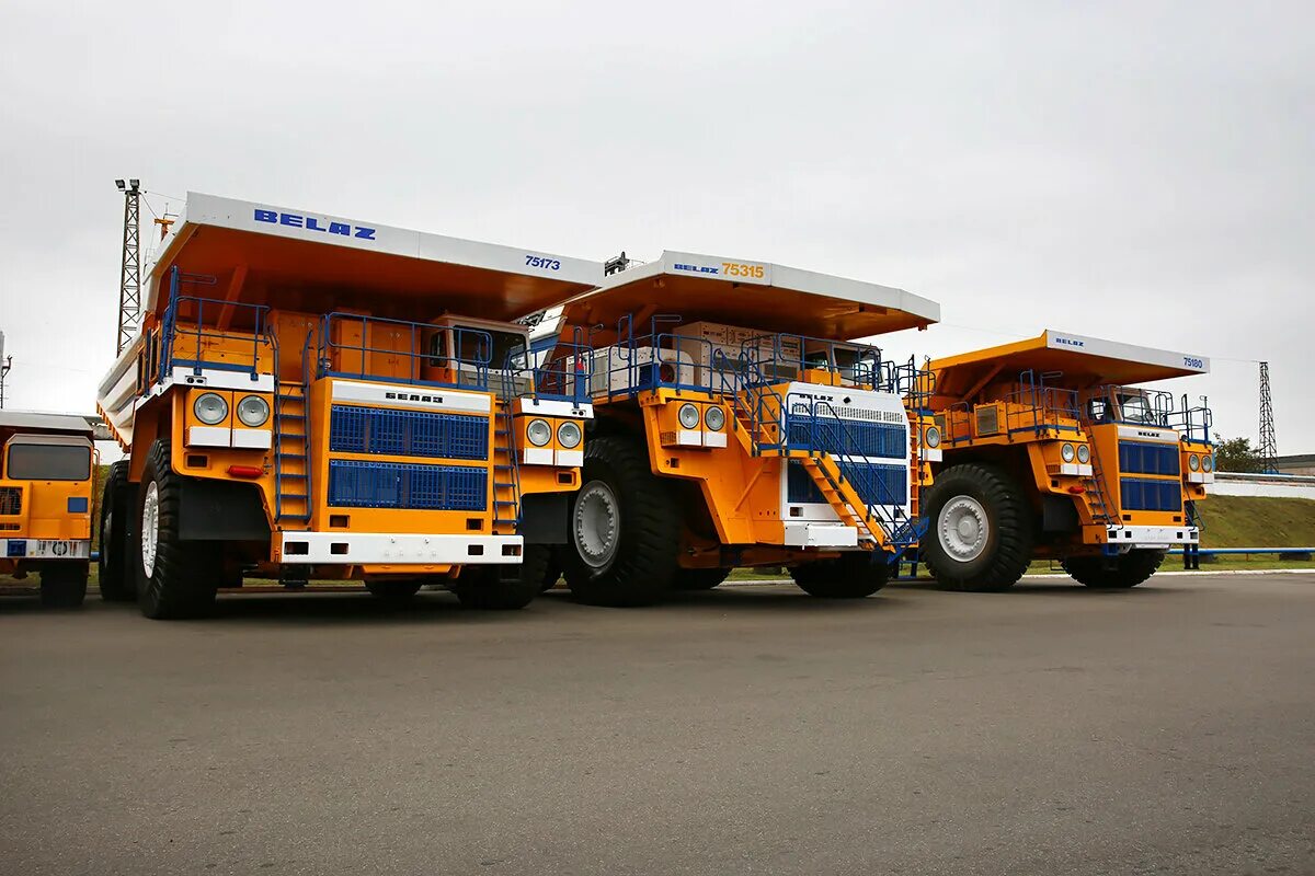 Жодино белоруссия белаз. Машиностроение белаз. Тд белаз. Белаз-75570. Новый белаз.