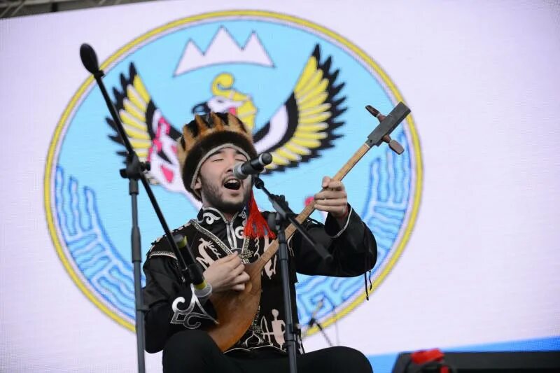 Пройтись петь