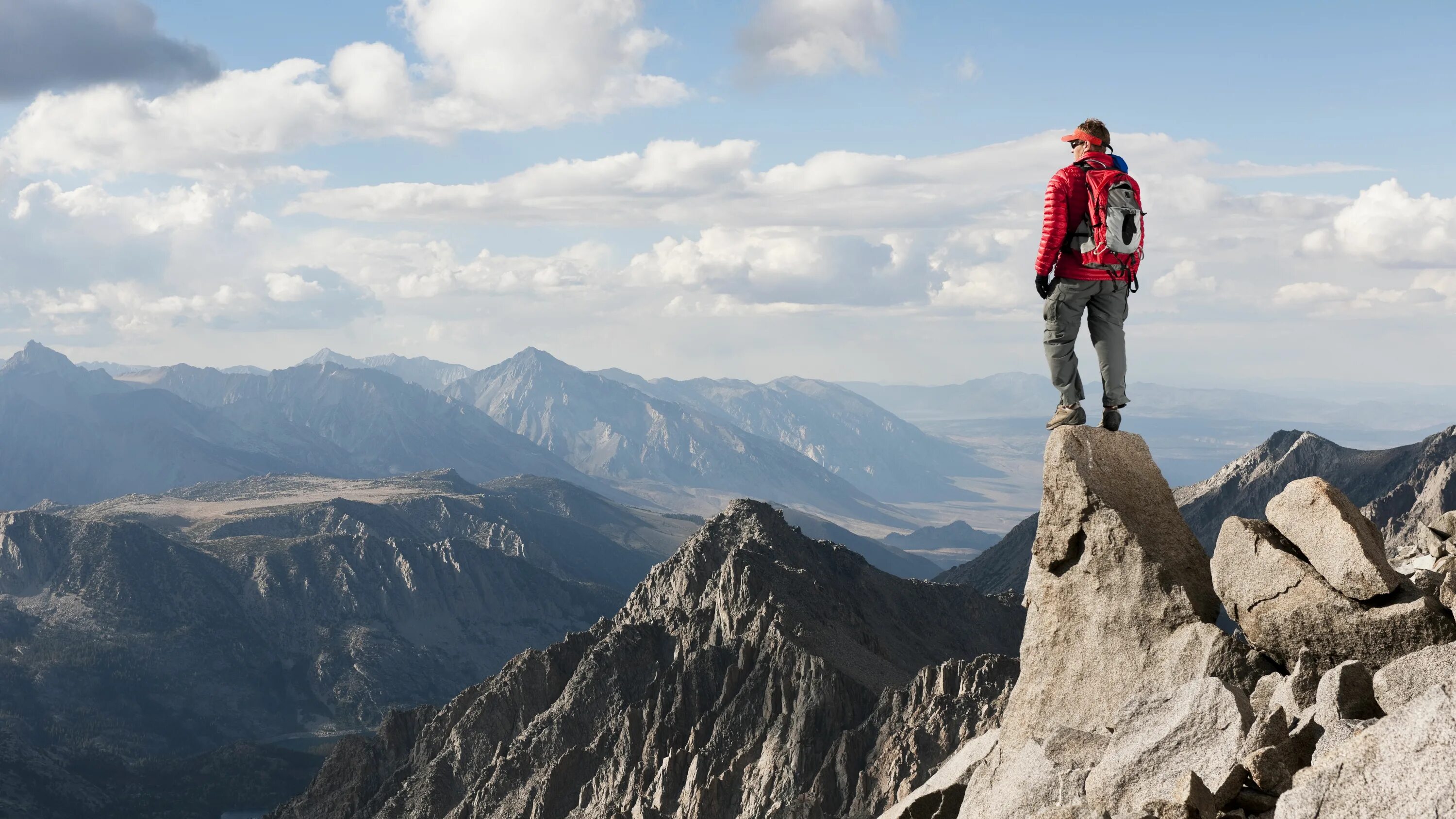 Climb up high. Вершина горы. Человек на горе. Человек на вершине горы. Человек в горах.