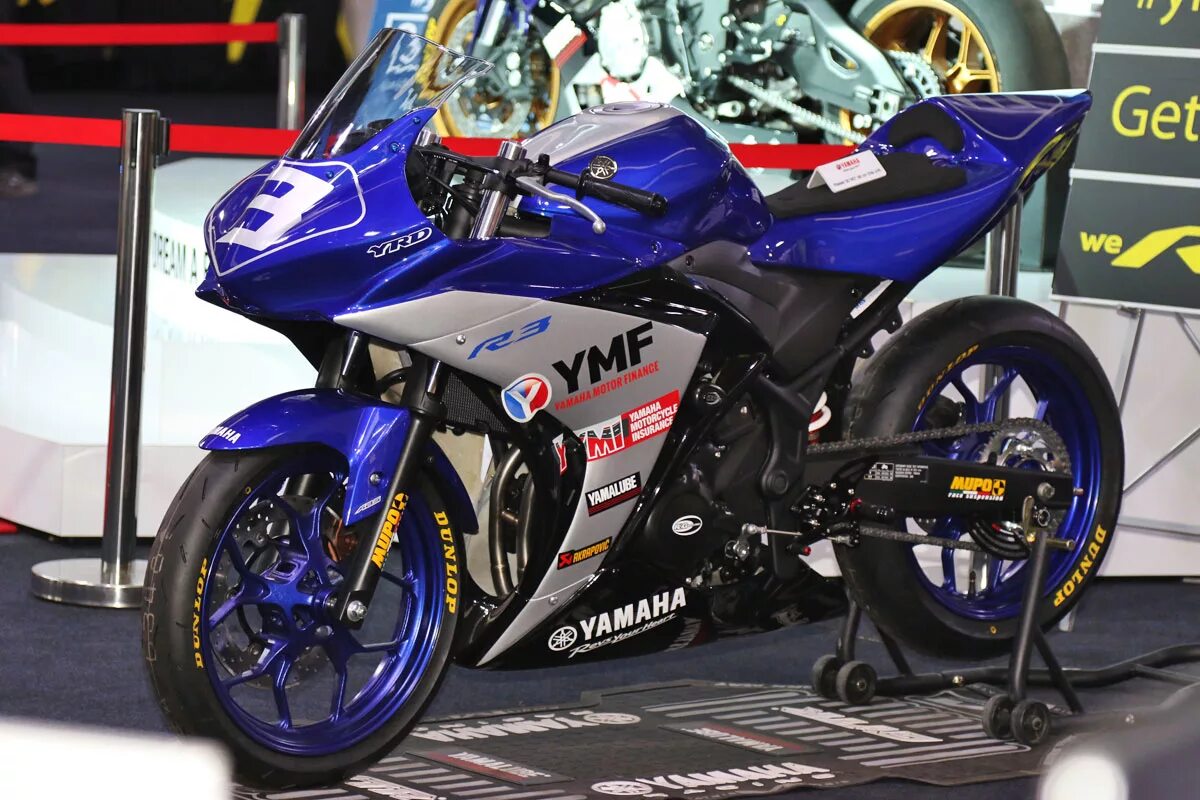 R3 track