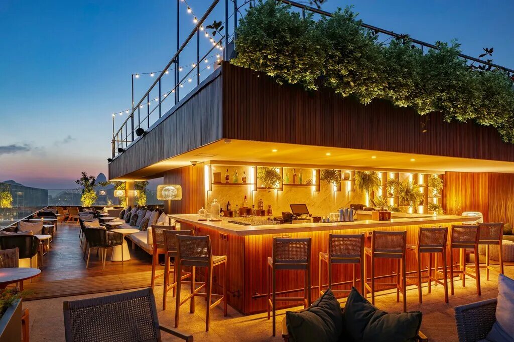 Самые знаменитые рестораны. Ресторан в италии. Красивый ресторан. Самые знаменитые рестораны. Hong kong ресторан.