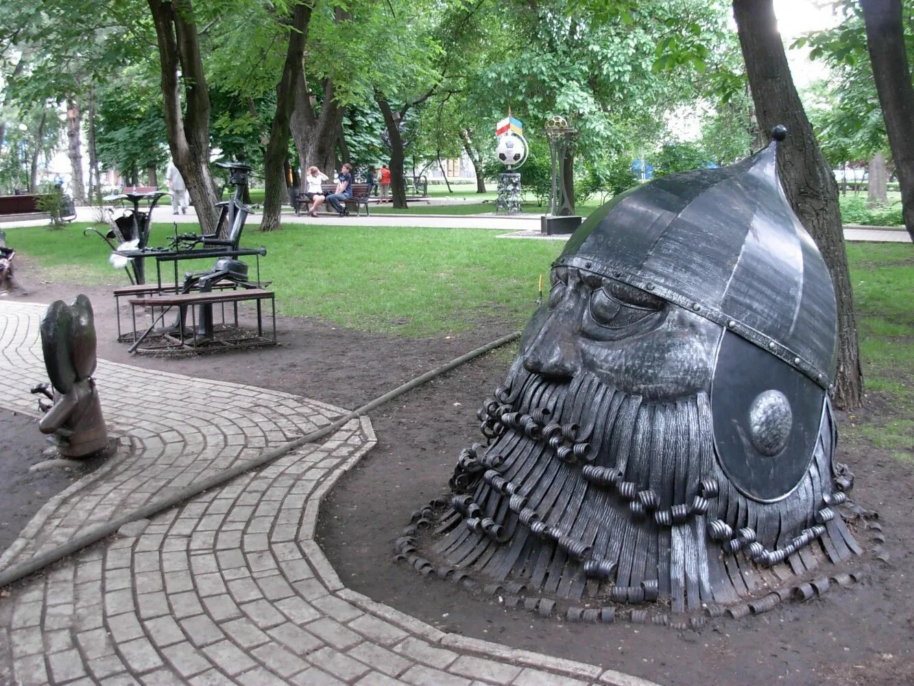 Парк кованых фигур Донецк