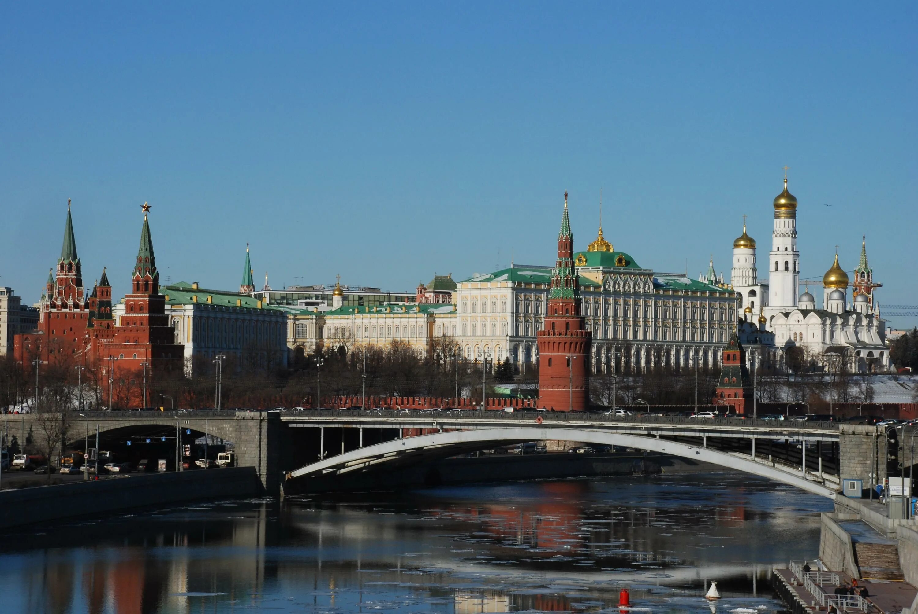 Город Москва. Апрель в Москве. Март в Москве. Предстанут в москве