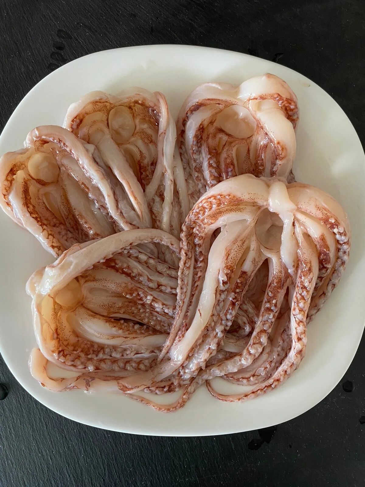 Щупальца кальмара вкусные. Щупальца кальмара консервированные. Головоногие моллюски питание. Блюда с щупальцами кальмара. Щупальца кальмара вкусные.