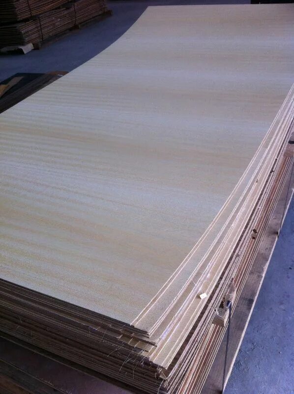 файн-лайн шпон ясень. натуральный шпон. шпон натурального дерева. шпон в рулонах. 5 x 4 x 300 мм.