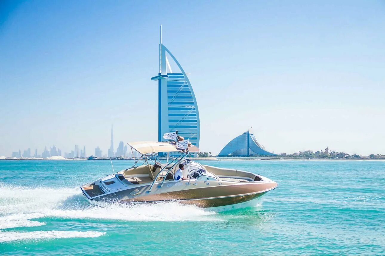 Бурдж Аль-араб. Бурж Эль араб Дубаи. Яхта Лотус в Дубае. Yacht Tour Dubai. Араб.. Дубай в мае отзывы