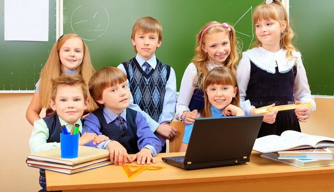 Школа это мир учить. Дети учеба. Чему детей учат в школе. Класс с учениками. Учат в школе учат в школе учат в школе.