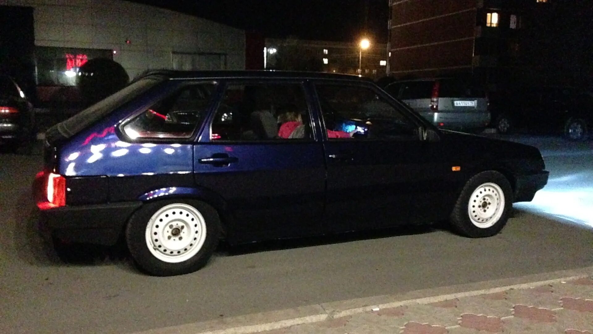 Ваз 2109 сапфир. Ваз 2109 персей на штампах. Resin model kits snake god wings figure. Персей и андромеда древняя греция. Ваз 2109 цвет персей 429.