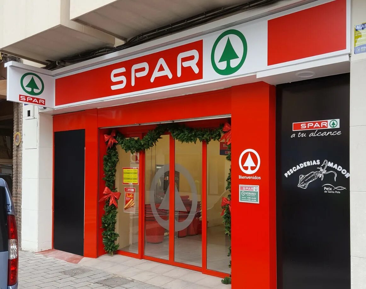 Доставка спар нижний новгород. Спар. Spar магазин. Вывеска Спар. Спар Чебоксары.