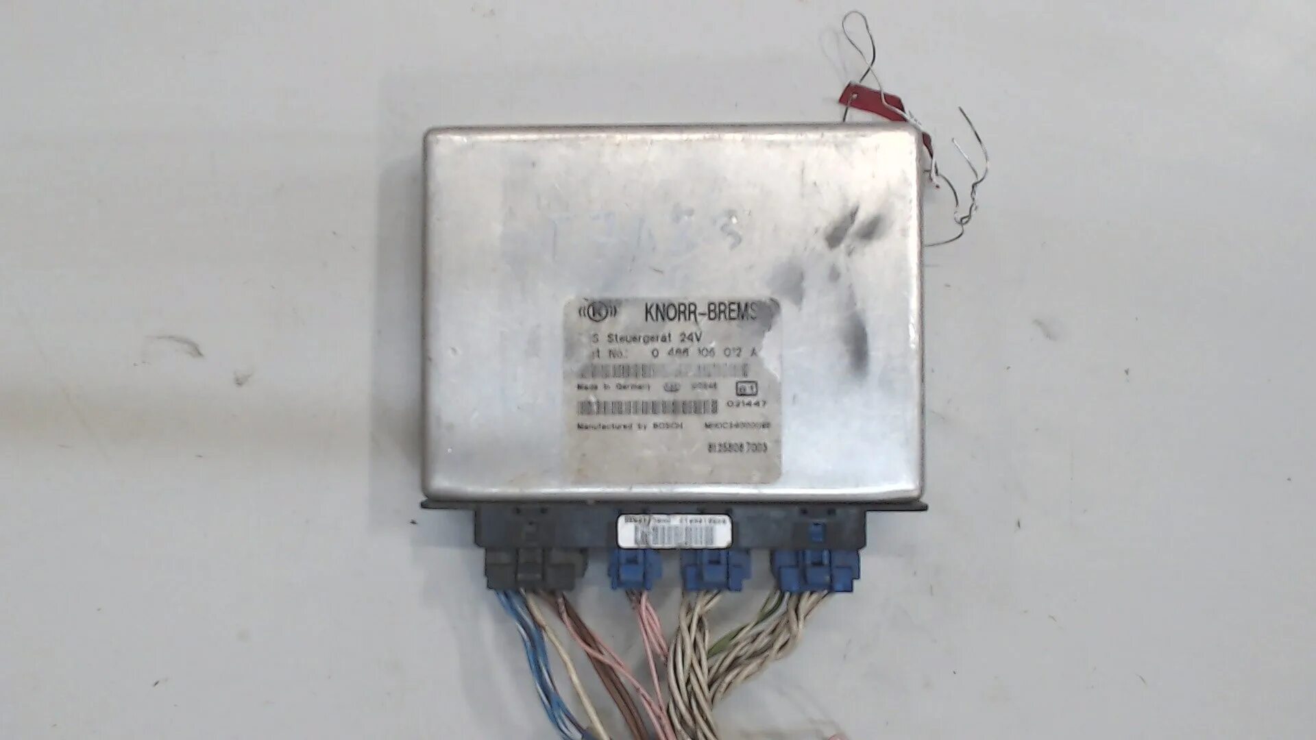 Блок абс ман. Блок управления абс ман tgs. Блок абс ман тгс 81. Блок tcu на ман тгл. Блок abs ман тга.