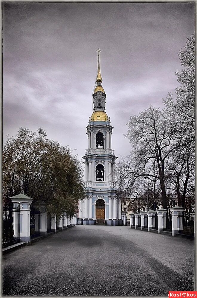 Никольский собор в санкт-петербурге колокольня. Колокольня николо-богоявленского морского собора. Никольский собор в санкт-петербурге колокольня. Никольский морской собор колокольня. Никольский собор спб колокольня.