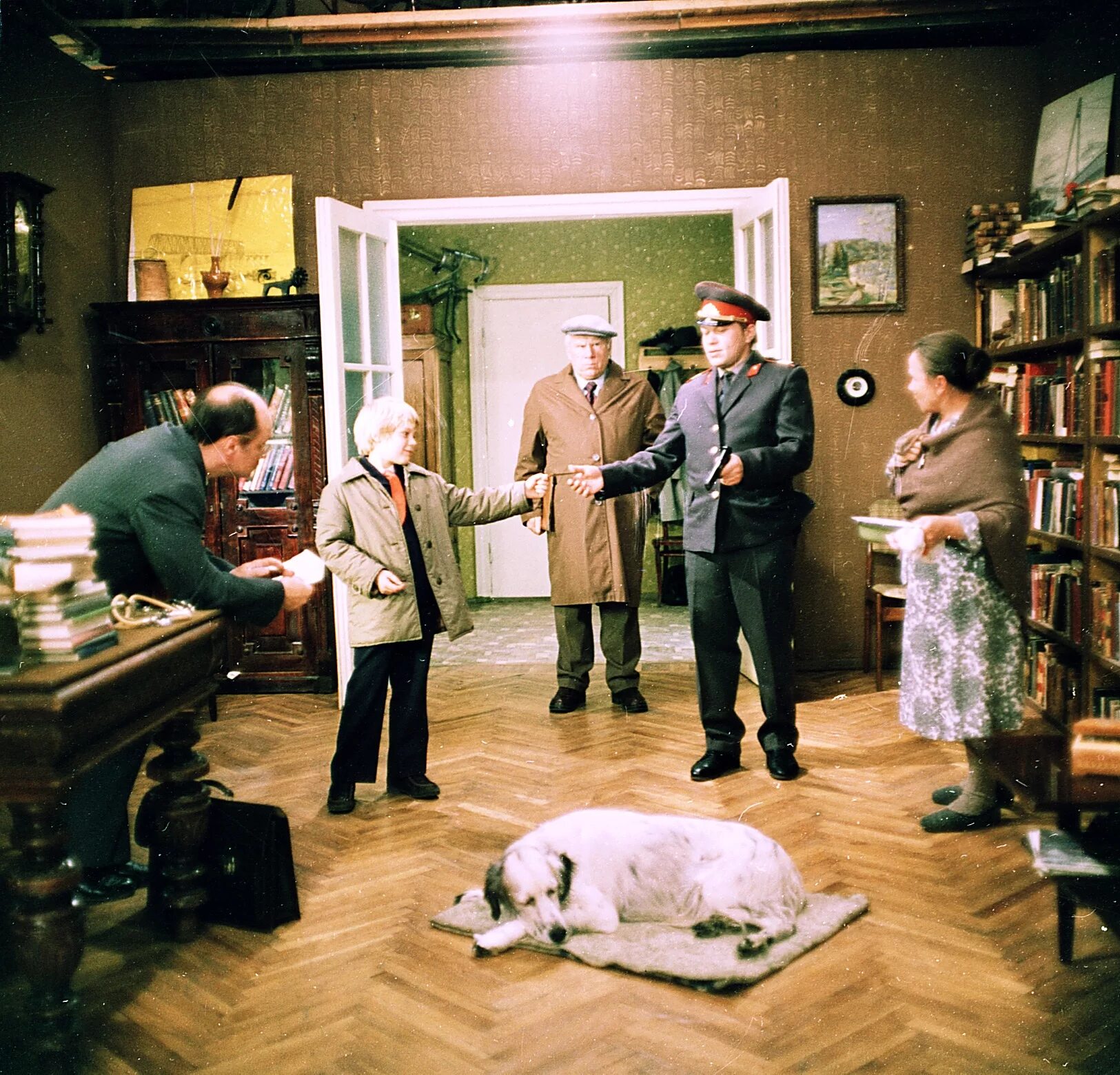Бим 3 выход. Белый бим черное ухо фильм. белый бим черное ухо фильм 1977. белый бим черное ухо кадры из фильма. белым бим сериал.