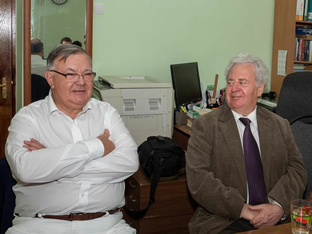 институт истории археологии дво ран. российский государственный исторический архив дальнего востока. институт истории археологии дво ран. институт истории археологии и этнографии дво ран. институт дальнего востока ран.