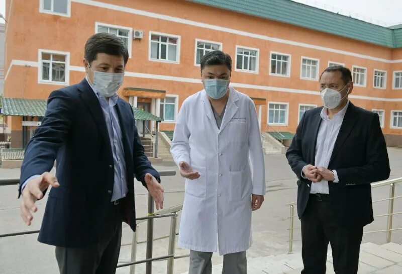 Павлодарская жд больница. Больница султанова павлодар. Областная больница им султанова г павлодар хирургия. Жд. Семей железнодорожная больница.