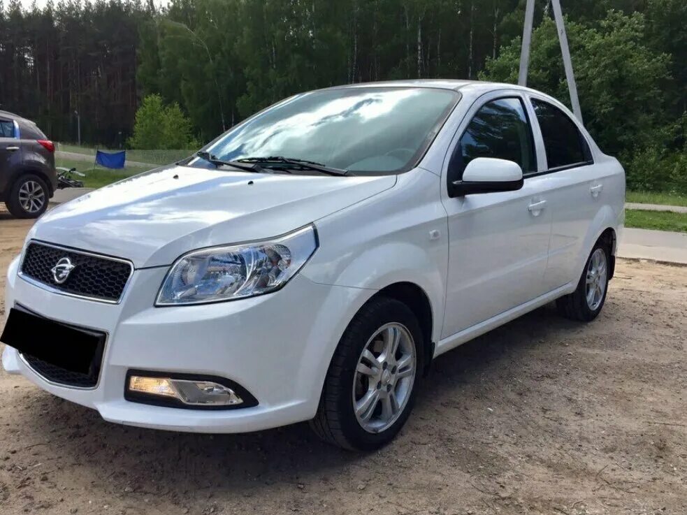 Ravon 3 автомобиль. Рейвон нексия р3. Nexia r3 2016. Nexia r3 белая. Машина нексия 3.