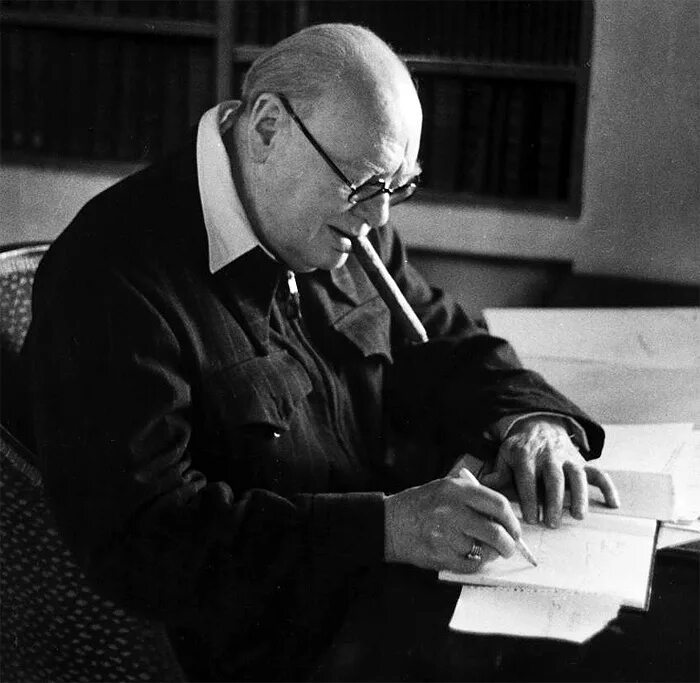 черчилль 2002. уинстон черчилль ораторское искусство. черчилль премьер-министр великобритании. уинстон черчилль. уинстон черчилль в парламенте 1900.