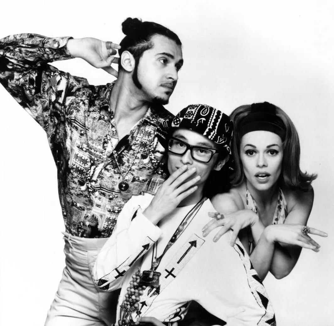 Deee lite. Группа deee-lite. deee-lite солистка. deee light грув.
