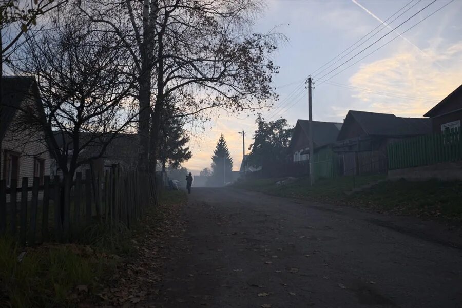 Фабричная окраина. Кузнецк окраины города. Окраины городов России. Пейзаж городских окраин. Окраина Москвы.