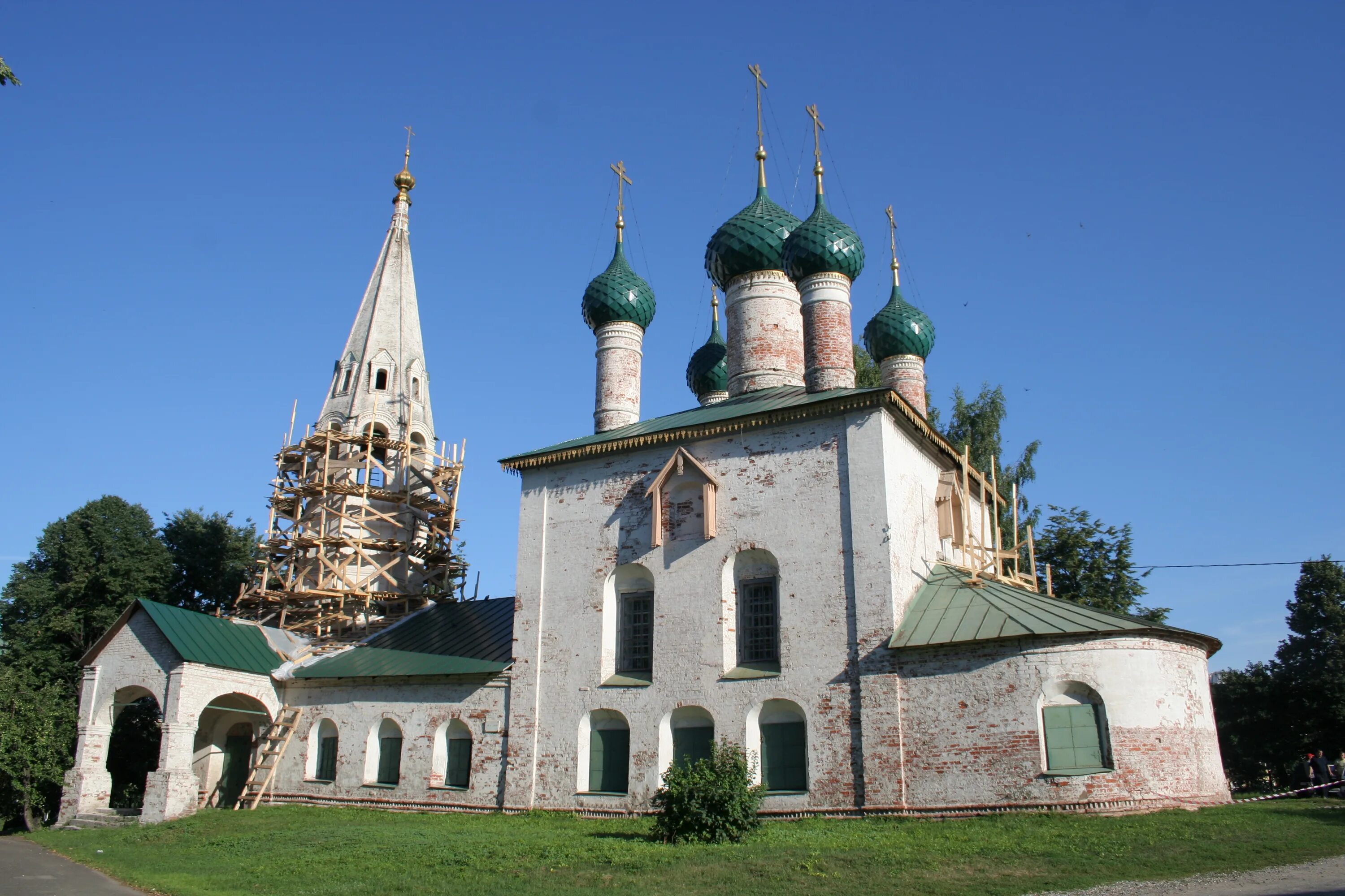 Ярославский кремль рубленый город. Рубленный город ярославля. Ярославский кремль ярославль. Ярославль церковь николая рубленого. Церковь николая чудотворца ярославль.