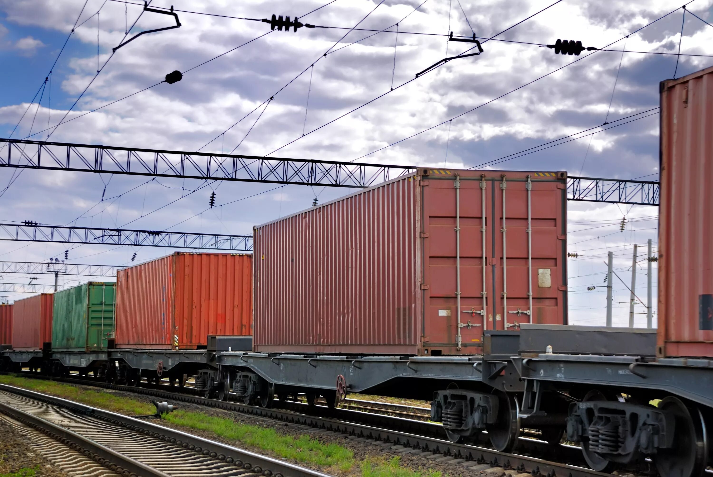 Железнодорожные перевозки рф. Евразийский Агроэкспресс. 40 Футовый контейнер на ЖД платформе. Контрейлерные перевозки это ЖД.